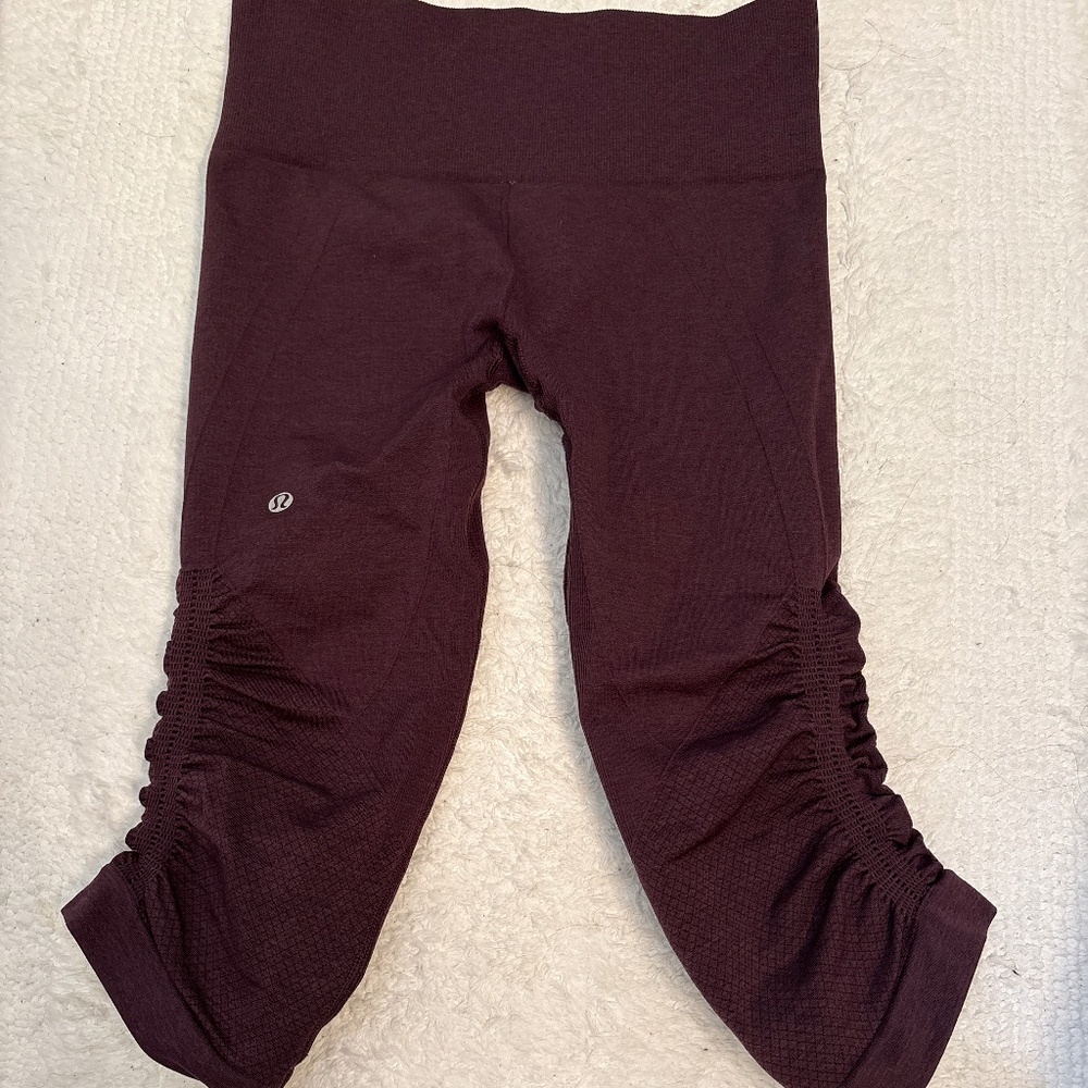 Lulemon mid pants burgundy size 6